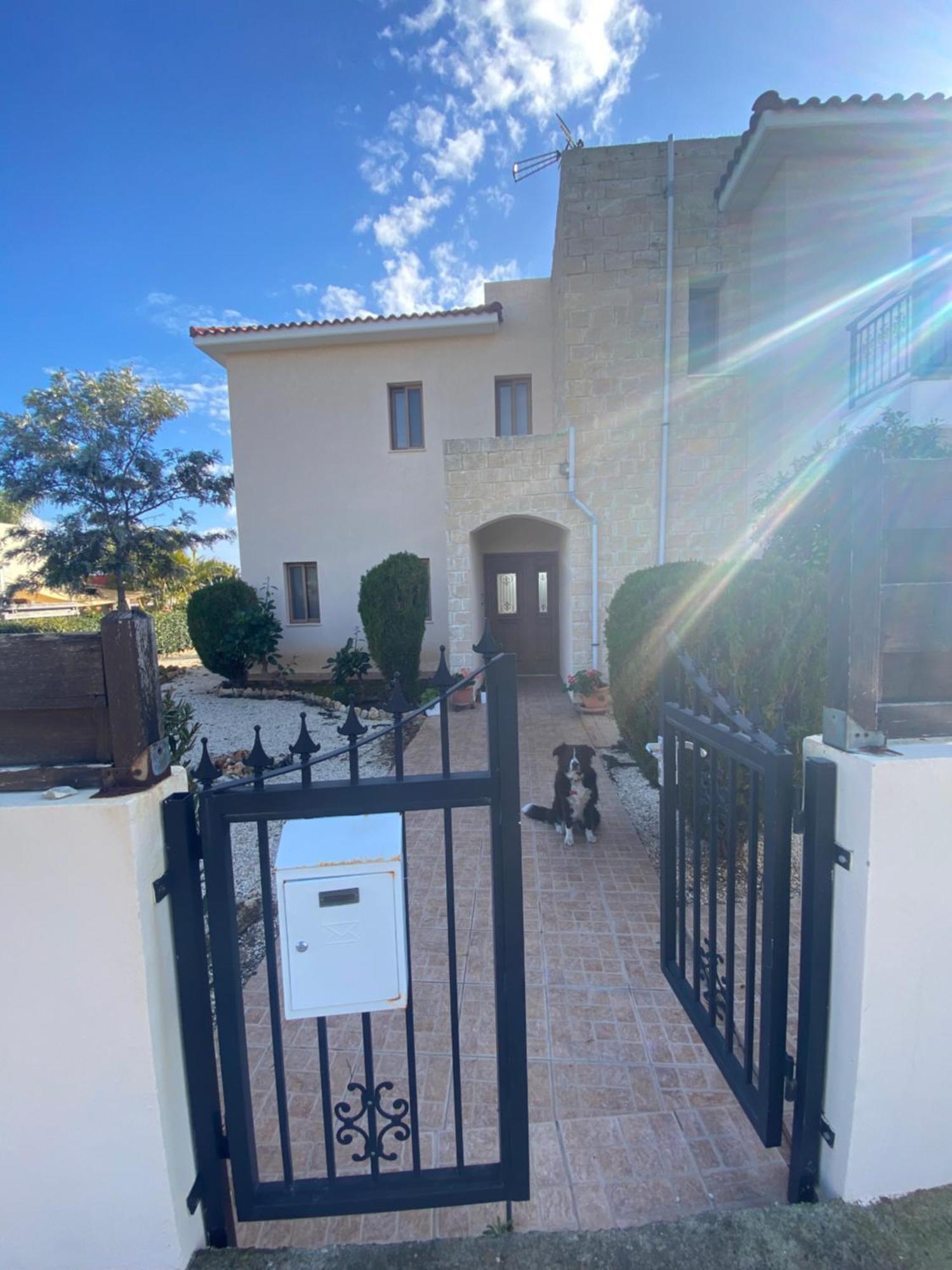 פיסורי Villa Ariadni מראה חיצוני תמונה